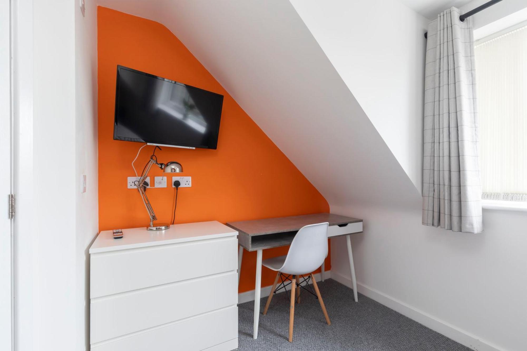 Modern Four Bedroom Four Bathroom Home Cheltenham Kültér fotó